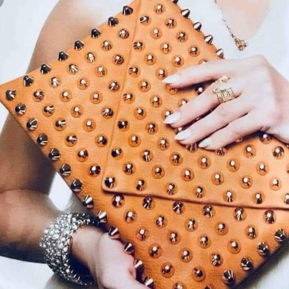 Envelope crossbody bag